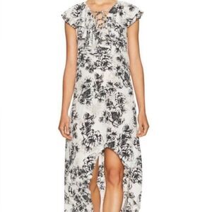 Walter Baker Revolve Black & White Hawaiian Floral Li-Low Ruffle Dress SIZE 4